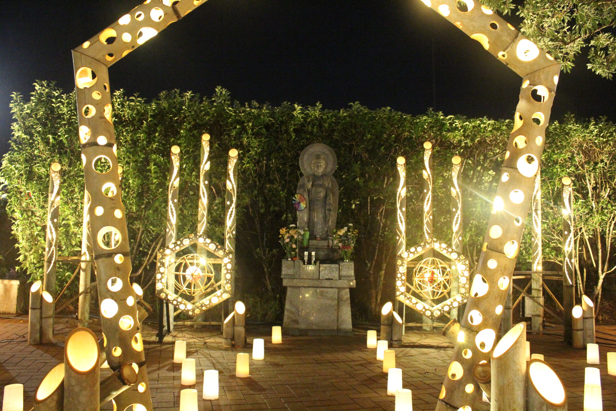 お盆　霊園　福岡　樹木葬　ペット